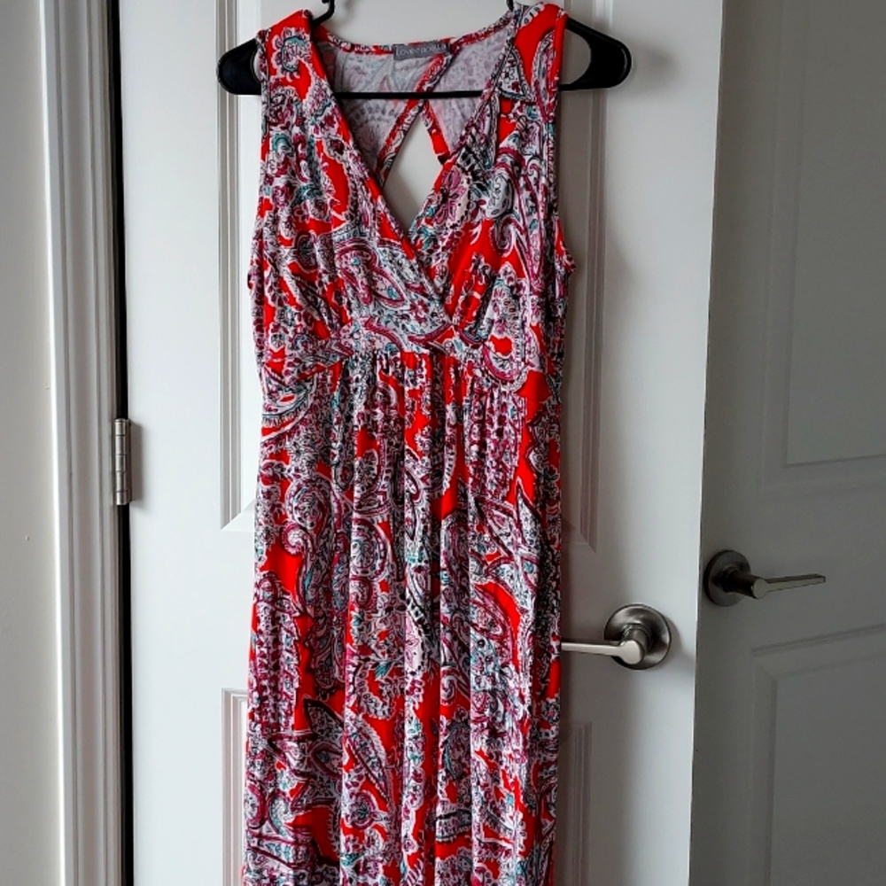 Loveappella sleeveless maxi dress orange in color w/multi color print size small